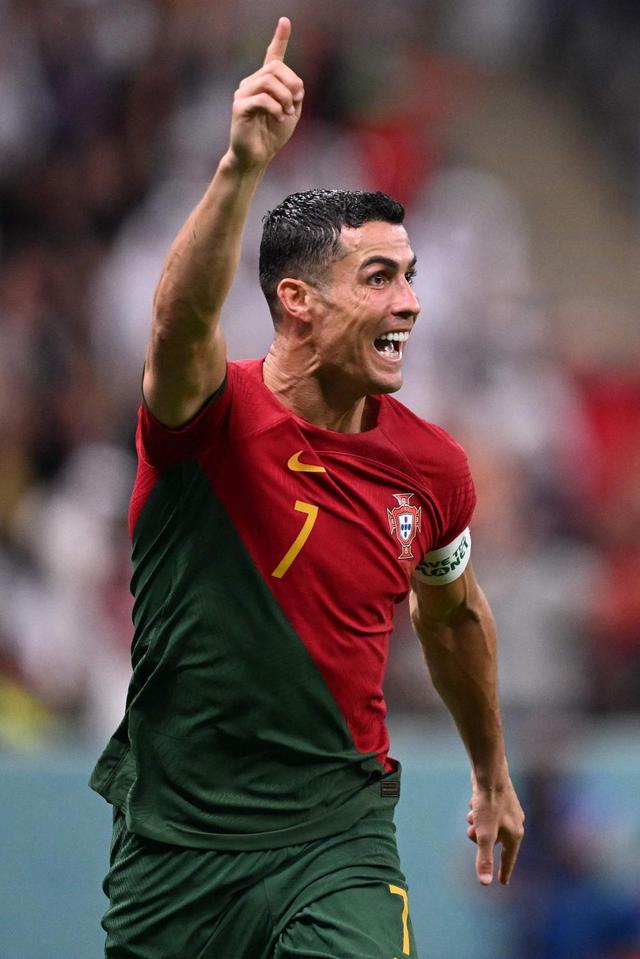 足球报：成都大概率与徐正源续两年，韦世豪续约，锋线会引援