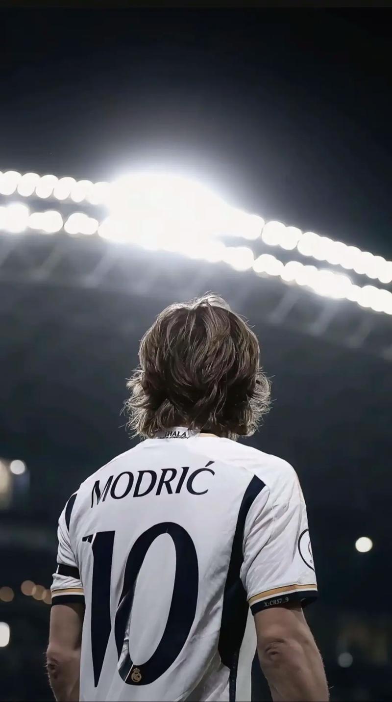 法尔克：水晶宫已开始尝试引进博埃，拜仁愿意听取1500万报价