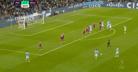 西班牙人上轮客场1-0击败塞尔塔，斩获赛季7连胜，暂列西甲第6，距离降级区仅12分。