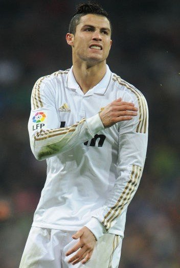 东体：莱昂纳多正进行恢复训练，加布里埃尔也尚未参加合练